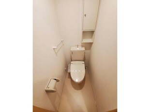 グロリアスヴェルデ本町の物件内観写真